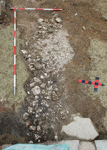 Raum III, Verfüllung einer Grube u. a. mit Wandmalereifragmenten