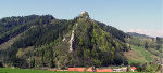 Der Eppensteiner Burgberg von Osten aus gesehen © Martin Bertha