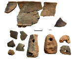 Abb. 4: Auswahl an bronzezeitlichen Funden aus den Pfostengruben Parz. 421 