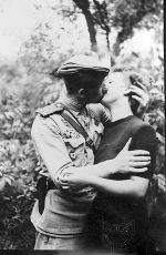 Abb. 6: Der Rotarmist Aleksandr Krečet ist die erste große Liebe von Edith Nemetz. © BIK, Bestand Nemetz Abb. 6: Der Rotarmist Aleksandr Krečet ist die erste große Liebe von Edith Nemetz.